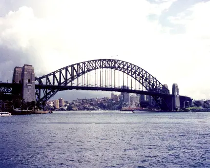 عکس پل بندرگاه سیدنی ساخته شده از از قطعات عظیم فولاد