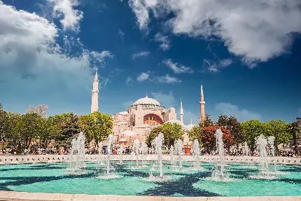 عکس مسجد ایاصوفیه یکی از شاهکارهای معماری بیزانس در استانبول