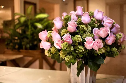 خوشگل ترین گلدان زینتی خانگی با گل های صورتی مخصوص پس زمینه و پروفایل  