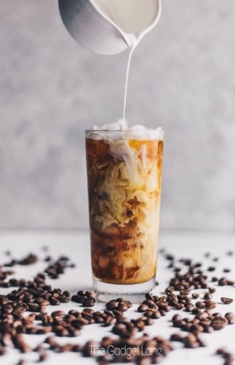 عکس قهوه سرد بهترین نوشیدنی برای طرفداران قهوه در تابستان