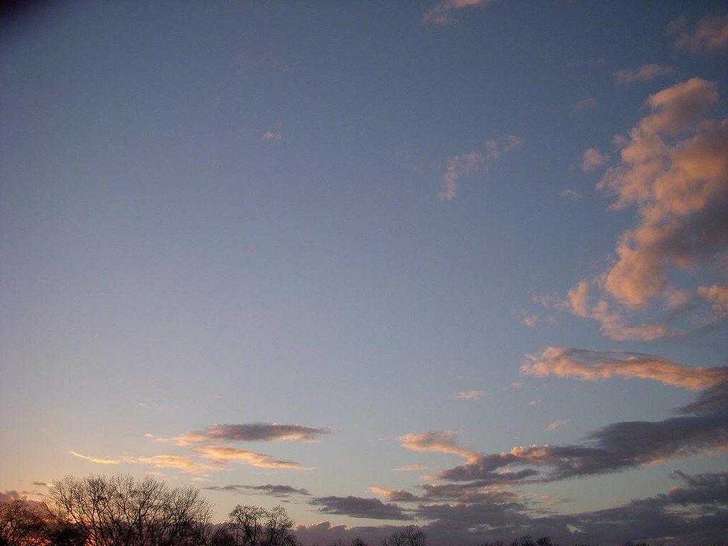استوک نقاشی مکسفیلد پریش از آسمان آفتابی و صاف 
