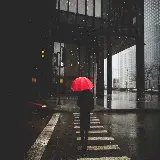 چاپ قاب موبایل و گوشی تصویر عاشقانه چتر بارانی برای پروفایل و زمینه دخترانه 