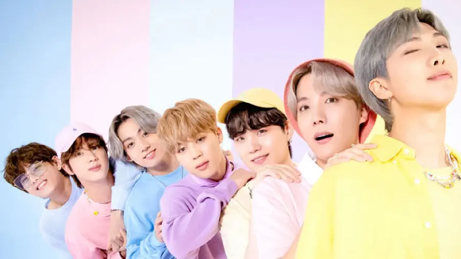 دانلود عکس پس زمینه و والپیپر جذاب دخترانه BTS بی تی اس مخصوص دسکتاپ 