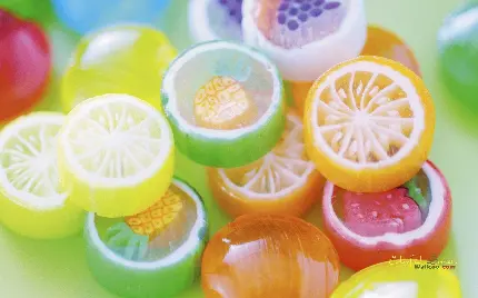 دانلود عکس شیرینی های رنگارنگ به شکل میوه با کیفیت بالا