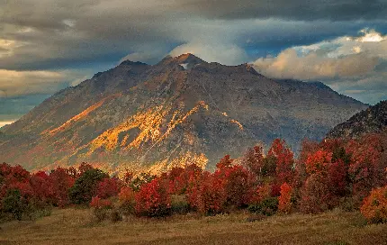 تصویر طبیعی و بدون فتوشاپ از کوه تیمپانوگوس یک کوه در یوتا