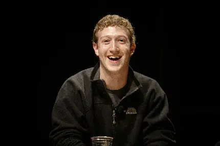 مارک زاکربرگ مدیرعامل فیس بوک با ۲ میلیارد کاربر فعال 