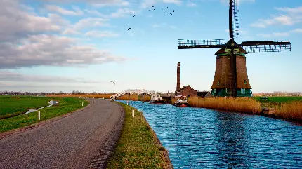 عکس پس زمینه یکی از جذاب ترین و رویایی ترین جاذبه های هلند