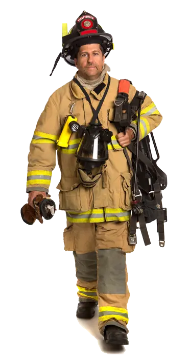 عکس واقعی آتش نشان با لباس و تجهیزات کارآمد و فرمت PNG