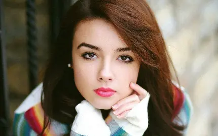 عکس دختر چشم آبی ایرانی با حجاب