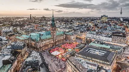 عکس والپیپر هوایی از شهر مدرن هامبورگ در آلمان 