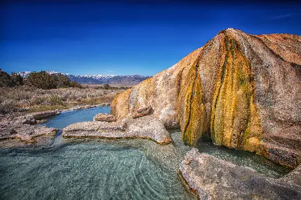 عکس پروفایل طبیعت چشمه های آب گرم تراورتن در کالیفرنیا