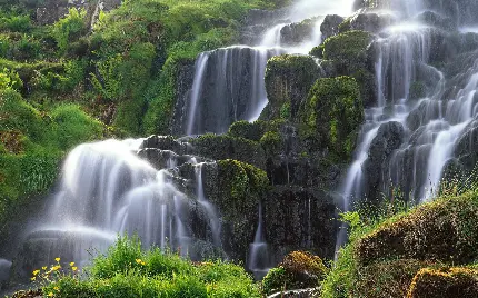 دانلود عکس زمینه آبشار زیبای طبیعت با کیفیت بالا 