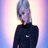 چاپ قاب موبایل و گوشی عکس عجیب و پرحاشیه خواننده معروف آمریکایی بی‌ بی رکسا Bebe Rexha 