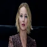 چاپ قاب موبایل و گوشی عکس استوک خفن و زیبا از بازیگر متولد آمریکا جنیفر لارنس