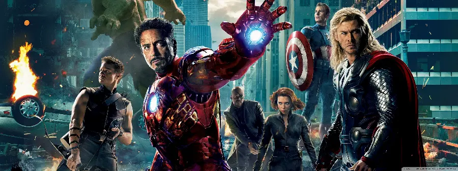 عکس پس زمینه از فیلم‌ محبوب Avengers برای نمایشگرهای چندگانه