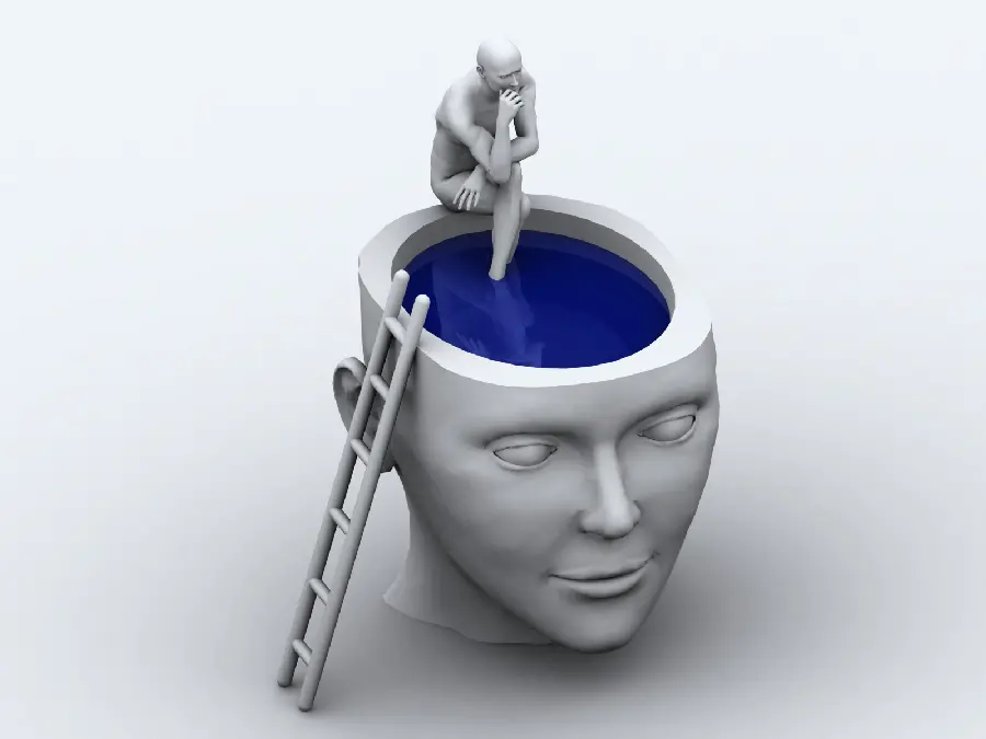 عکس جالب و دیدنی مردی درحال تفکر با کیفیت فوق العاده 