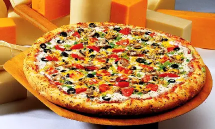 عکس پیتزا در فست فودهای ایتالیا