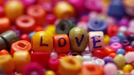 تصویر زمینه دلپسند هنری کلمه LOVE برای پروفایل تینجری