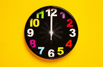 کاور هایلایت ساعت آنالوگ