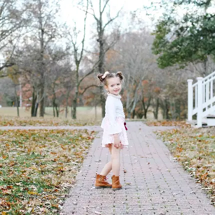 عکس دختر چشم آبی ایرانی با حجاب