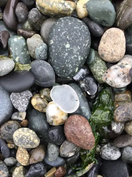 نمونه عکس سنگ سیلیس شفاف شیشه دریایی