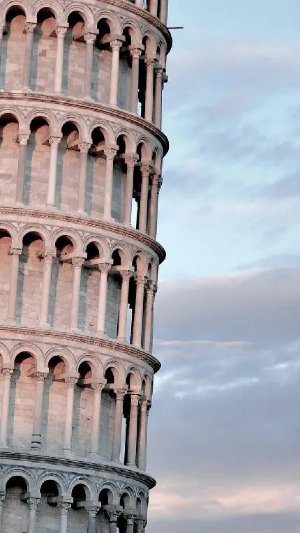 تصویر زمینه برج پیزا در ایتالیا