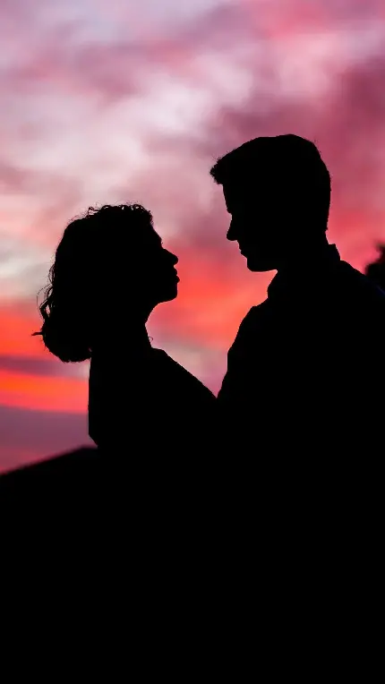 دانلود تصویر زمینه مشکی عاشقانه برای گوشی آیفون سامسونگ از زوج تاریک