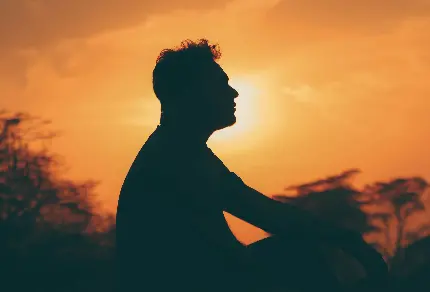 عکس پروفایل غمگین پسرانه شکست عشقی