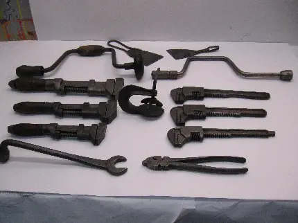 عکس انواع انبر و انبر دست‌های ابزارهای قدیمی با کیفیت بالا و رایگان